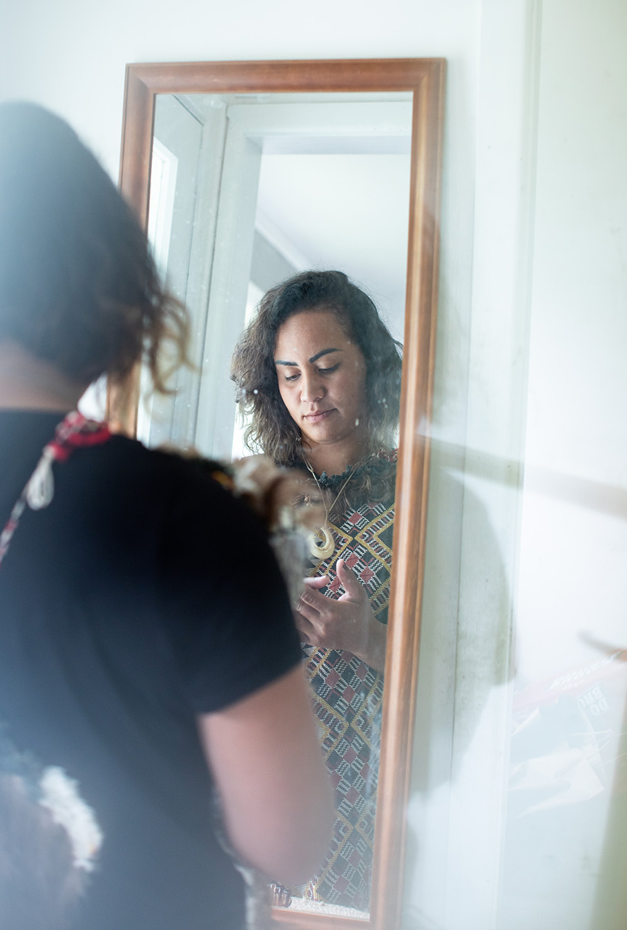 Building-women-photography-C-4