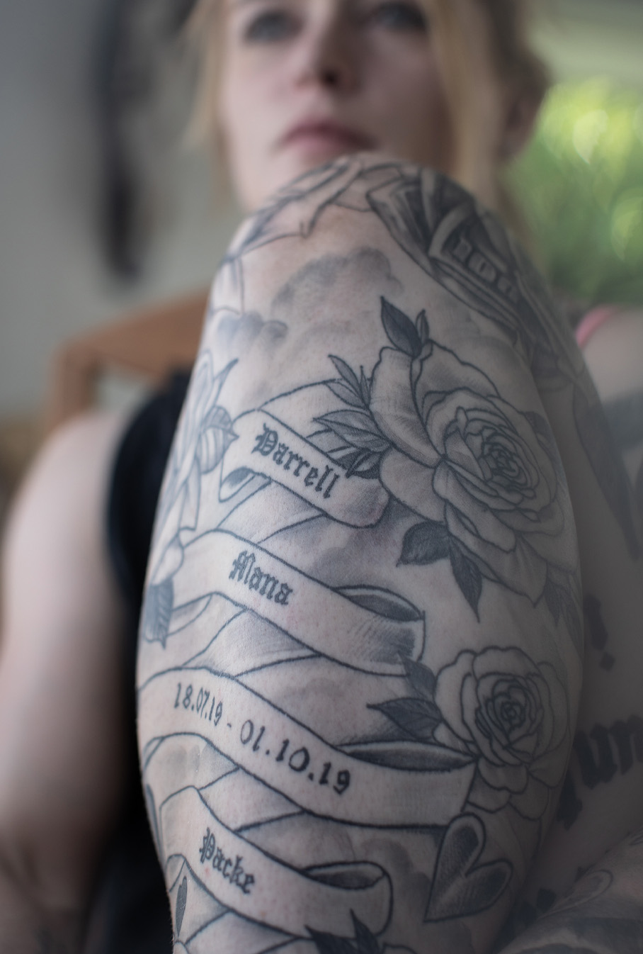 Building-women-photography-D-4